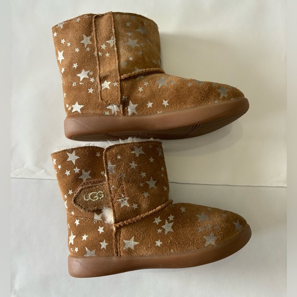 UGG Other - Toddler girl star UGG boots size 9